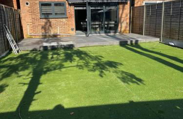 Large Luxury 5BDR Home 2 Bath and Free Parking - Foto 48