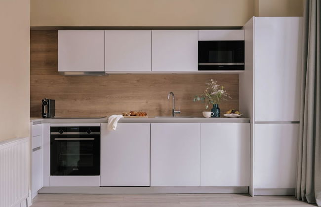 Royal Garden Apartments New Town - Photo 22