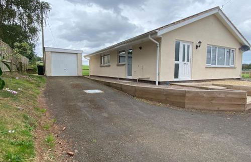 Cosy bungalow with views, walks, garden & parking. - Foto 22