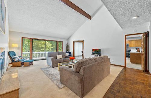 Spacious 3BR Retreat Near Summit Skyride & Stone Mountain Park - Foto 1