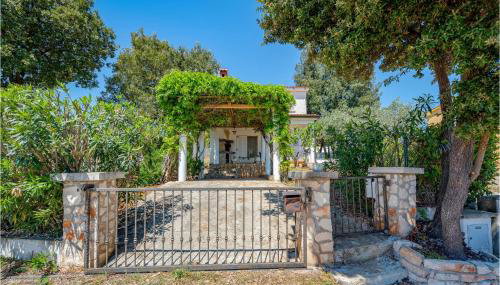 3 Bedroom Beautiful Home In Pavicini - Foto 3