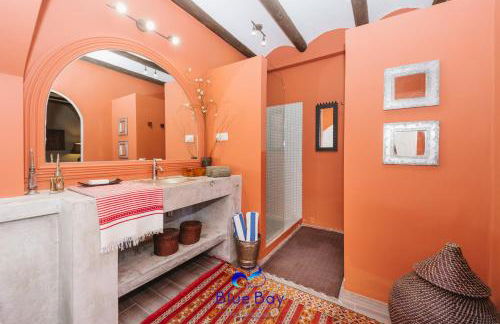 Al Alba Townhouse with Community Pool and Padel - Foto 49