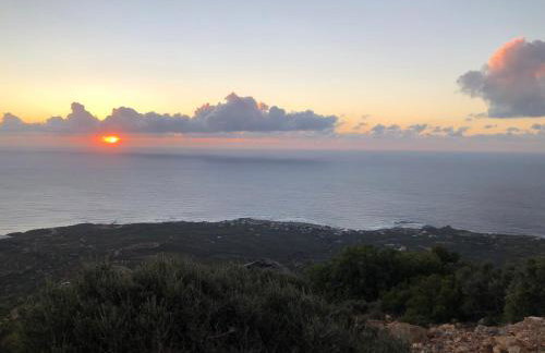 ARETI Sea View Mountain Cottage - Foto 1