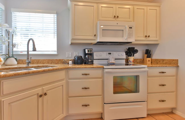 Tradewinds Beach Resort - Foto 26