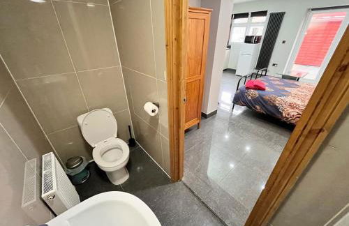 Full Studio Near Heathrow Airport & London - Foto 4