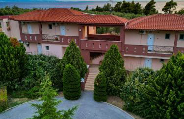 Agrili Apartments & Rooms - Photo 18