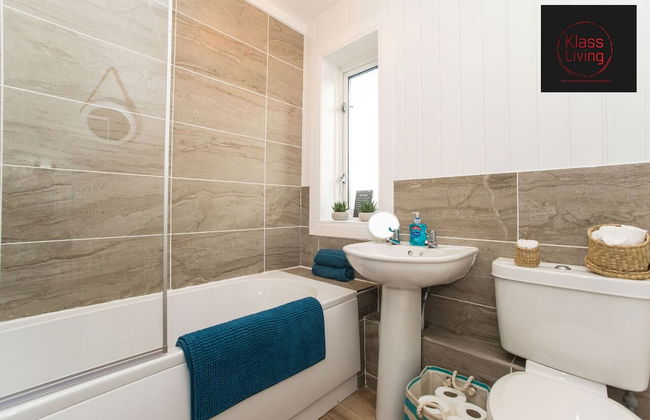 Two Bedroom House by Klass Living Serviced Accommodation Hamilton - Kenmar House With Parking & WiFi - Foto 15