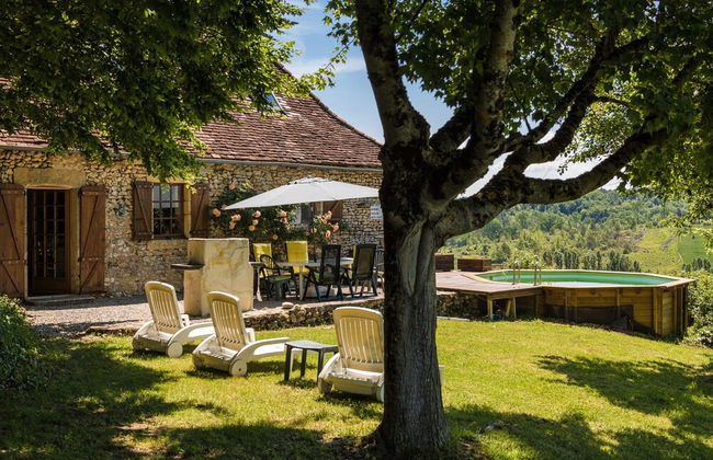 Farmhouse With Private Pool, Large Garden and Playground - Foto 1