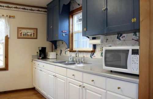 Riverfront Cabin Rental for Four near Crater Lake National Forest, Oregon - Foto 4