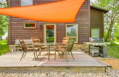 Rustic Lakefront Cabin with Dock and Fire Pit - Foto 26