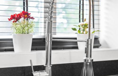 Modern Two Bed House - Garden - Parking - Smart TV - 2GMS - Foto 35