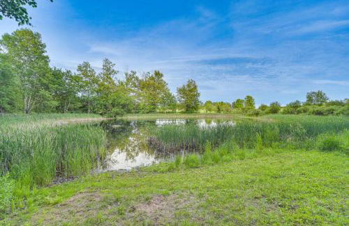 Authentic Log Cabin with Private Pond in Glidden - Foto 26