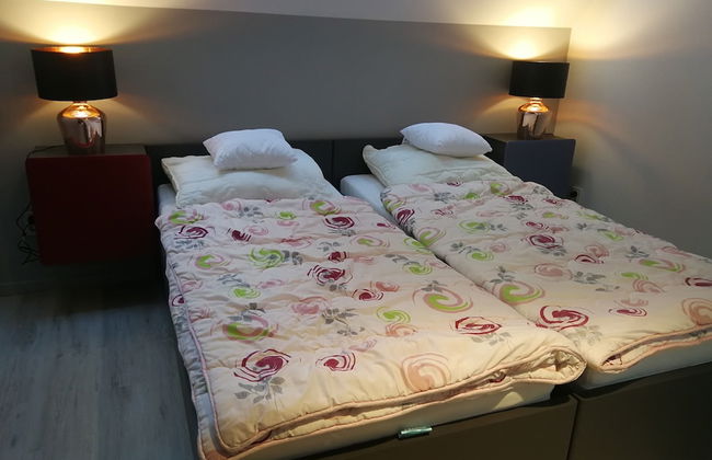 Glass Cottage in Jelenska Huta With Terrace - Photo 5