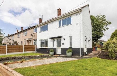 3 Bed House - Sleeps 5 - Parking - Garden - Wifi - Foto 8