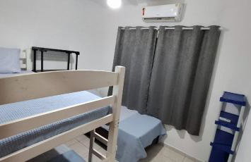 CASA - 3 quartos com ar - 2 banheiros - garagem para 2 carros - Foto 13