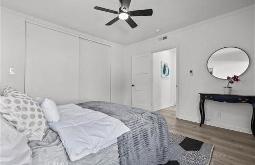 Fully Furnished 1-Bedroom - Foto 5