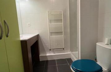 Studio WIFI TÉLÉ parking privé - Foto 2