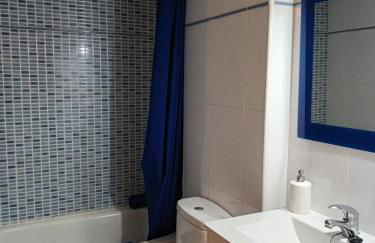 1 bajo con 2 Terrazas piscina y jardin - Foto 15