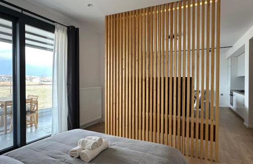 On the Edge - Suites & Apartments - Photo 9