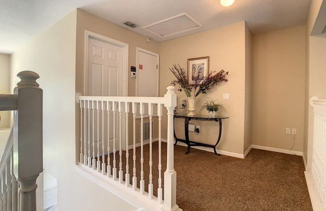 Fantastic 7 Bed 6 Bath In Prestigious Gated Comm. 7 Bedroom Villa by Redawning - Foto 11