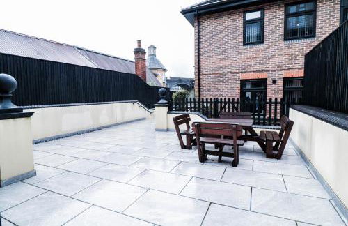 The Booker Retreat - Bright 1BR Top Floor Apt with Free Secure Underground Parking - Foto 51