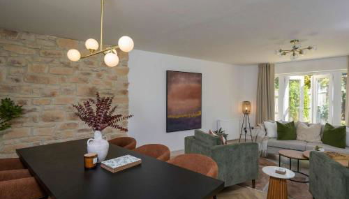 Modern Home on Edge of Cotswolds Private Parking - Foto 2