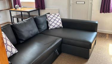 Little Manor - Photo 4