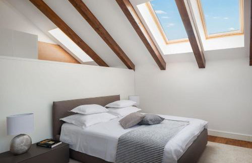 Luxury Villa Silence with Heated Pool - Photo 16