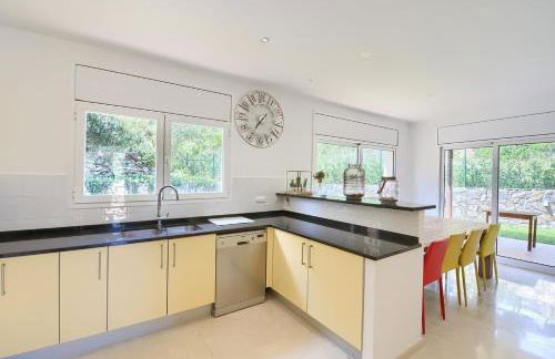 Villa with Pool Ac and Sea View - Foto 7