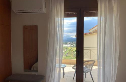 Luxury Maisonette with Pool - Foto 6