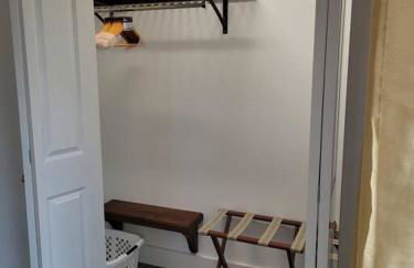 Modern, bright & calm 1 BR / 1 bath farm retreat - Photo 18