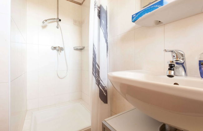 Holzwohnung in St. Johann in Tyrol With Terrace - Foto 14