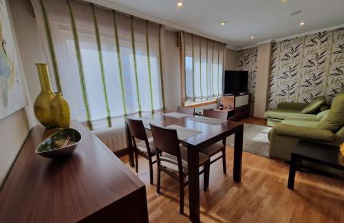 Bouzas. Garaje con cargador V.E. - Foto 2