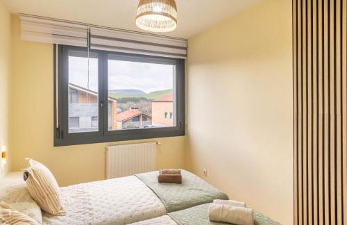 Gran chalet con amplio jardín próximo a Pamplona - Foto 45