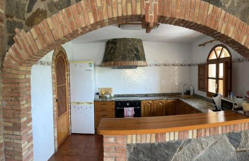 RuralRusticHome - Photo 29