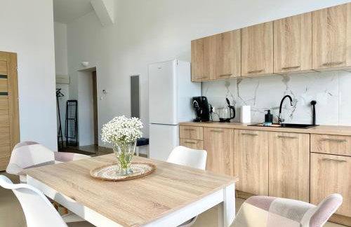 Luksusowy apartament na parterze w okolicy jeziora i Gór Sowich - Foto 3