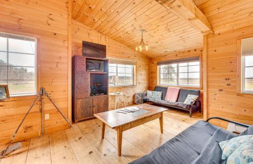 Peaceful Wells Retreat with Deck and Water Views - Foto 4