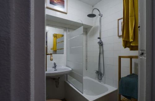 El gato de arriba - Foto 11