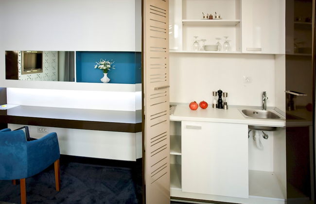 Spacious Serviced Apartment - Free Parking - Breakfast - Foto 8