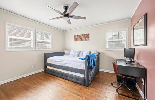 The Rhitreat, 2BR, 10 Min to Downtown & Airport - Foto 14