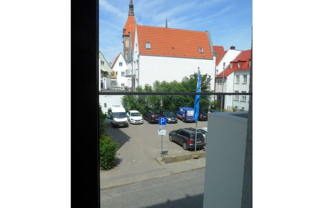 City Center Modern Retreat - Photo 22