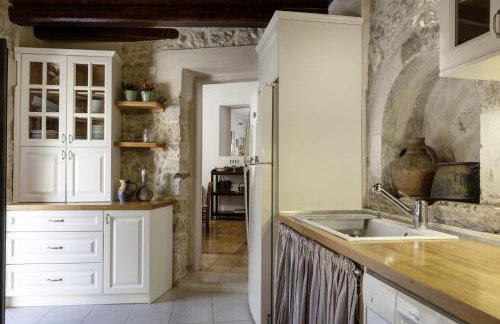 Villa Helidona With Private Pool - Photo 94