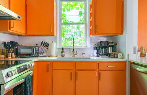 Jungle House Columbus Short North Downtown Free Parking - Steps to Convention Center & Nationwide Arena - 2BR Luxury Home - Sleeps 8 - Over 5,800 Five Star Stays - Foto 41