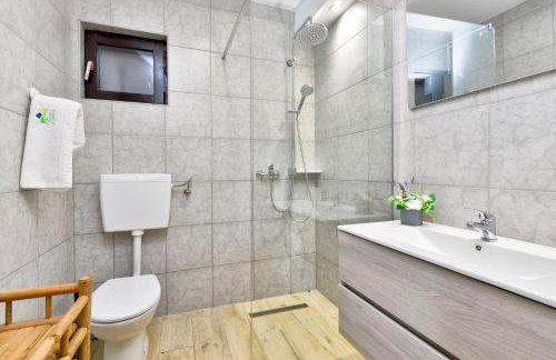 Jungle House with private pool and hot tub - Foto 40