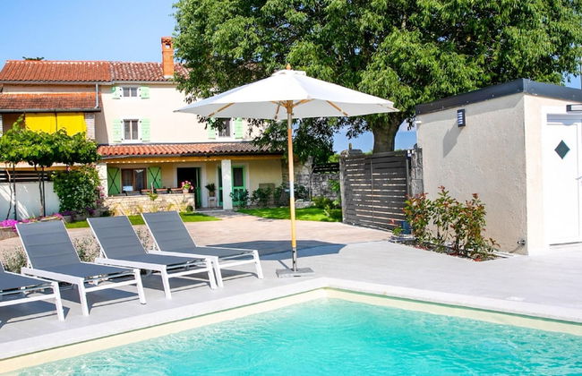 Adorable Holiday Home With Pool and Terrace - Foto 24