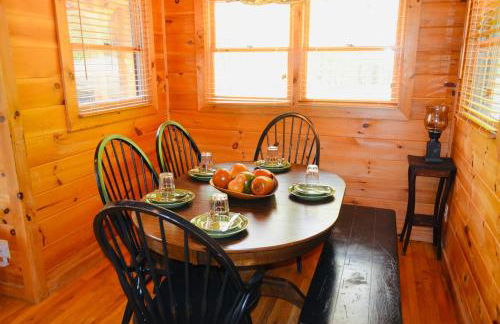 Above Expectations-New Exterior-Sleeps 8-Hot Tub-Games Galore-Nature - Foto 44