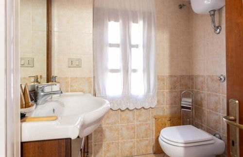 [Mandriola] House facing the sea - Free WiFi - Foto 25