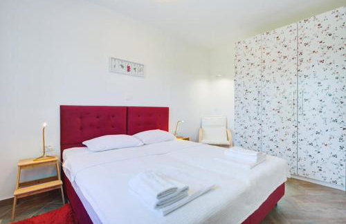 Pola kuće sa bazenom-Eja - Foto 9