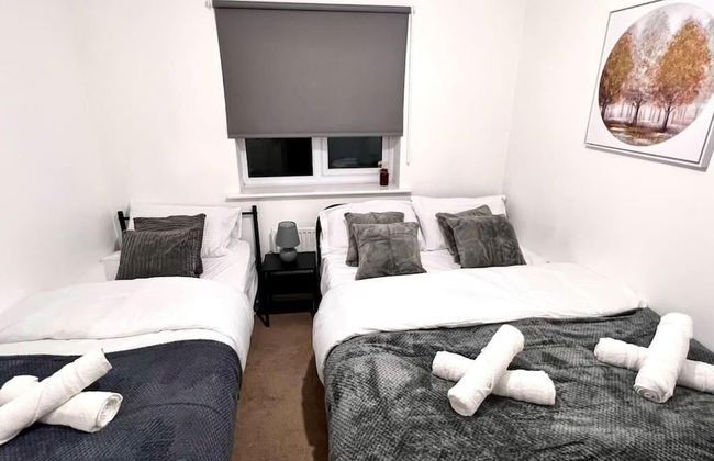 Modern 3 BR House for Contractors - Foto 2