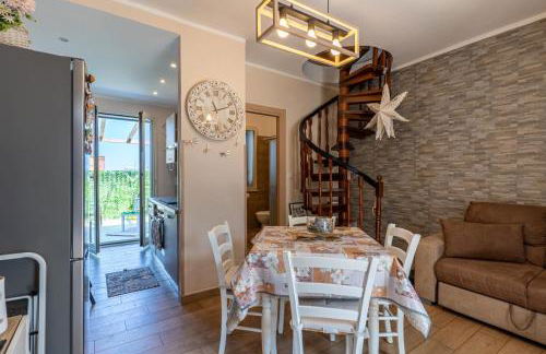 Villa a due passi dal mare "Cicogne Apartment" con BBQ e parcheggio gratuito a due passi dall'Aeroporto - Foto 6